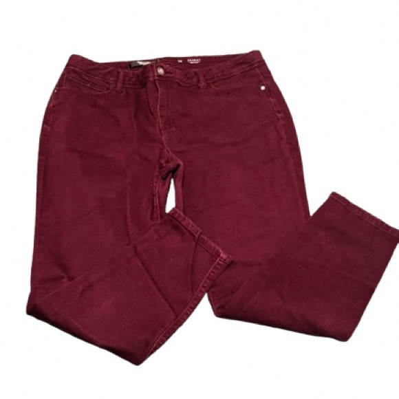 Simply Vera Vera Wang Denim - Simply Vera Vera Wang Burgundy Maroon Skinny Jeans size 14